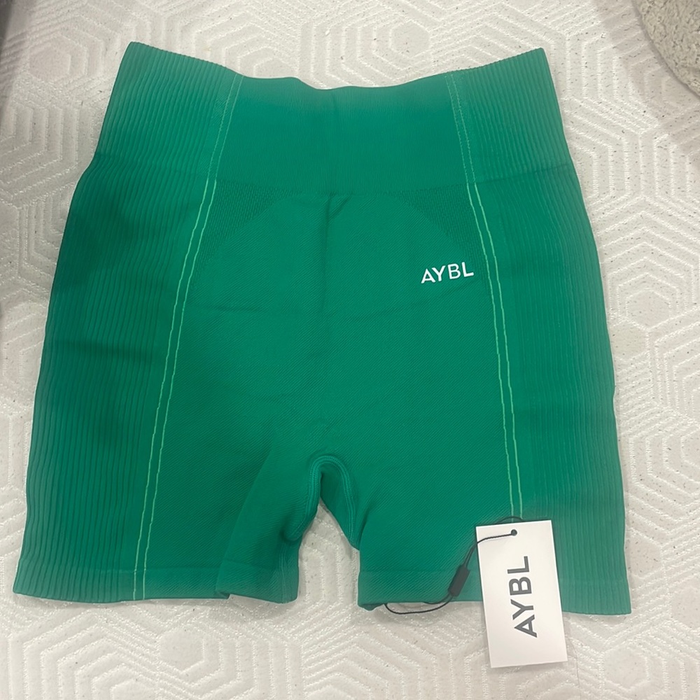 AYBL reflex seamless shorts in emerald green